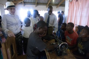 Madonna visits Mphandula Childrencare Centre in Namitete, Malawi - 5 April 2013 (5)