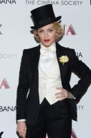 Madonna MDNA Tour Premiere Screening Paris Theater New York (3)