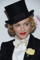 Madonna MDNA Tour Premiere Screening New York Paris Theather (2)