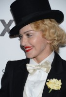 Madonna MDNA Tour Premiere Screening New York Paris Theather (7)