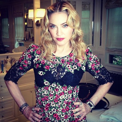 Madonna Instagram - On my way to VICE to strategize for launch of secretproject! The Revolution is coming soon!