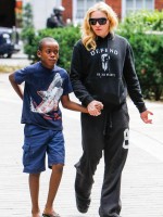 Madonna out and about in London - 27 July 2013 (2)