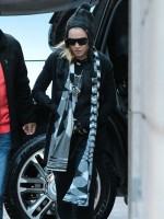 Madonna at the Kabbalah Center in New York - 23 November 2013 (1)