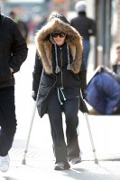 Madonna out and about on crutches in New York - 17 January 2014 (5)