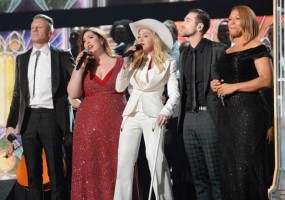 Madonna performs at the 56th annual Grammy Awards with Macklemore (75)