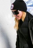 Madonna spotted in Los Angeles wearing No Excuses beanie - 25 January 2014 (11)