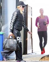 Madonna out and about Los Angeles - 27 January 2014 (9)