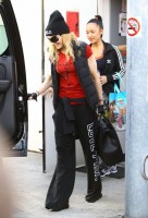 Madonna out and about in Los Angeles - 7 March 2014 (16)