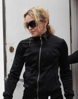 Madonna out and about in Los Angeles - 17 April 2014 (24)