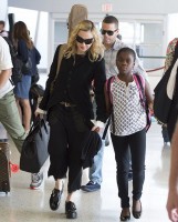 Madonna at JFK airport, New York - 28 June 2014 - Pictures (2)