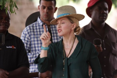 Madonna in Kasungu, Malawi - 30 November 2014 (6)
