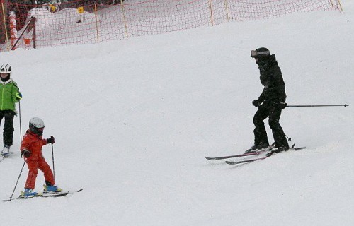 Madonna spotted skiing in Gstaad, Switzerland - December 2014 (5)