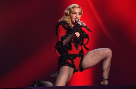 Madonna attends the 2015 Grammy Awards - Performance (8)