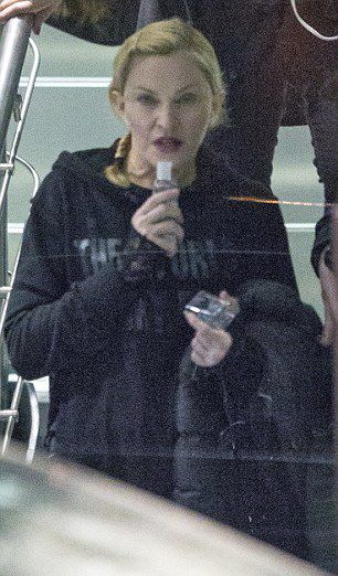 Madonna leaves rehearsals at the O2, London - 22 February 2015 - Pictures (1)