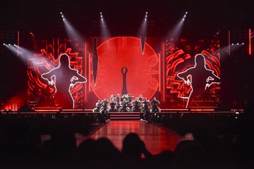 The Rebel Heart Tour Stage by Stufish (6)