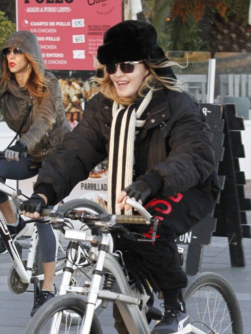 Madonna out and about in Turin and Barcelona - 22-23 November 2015 (5)