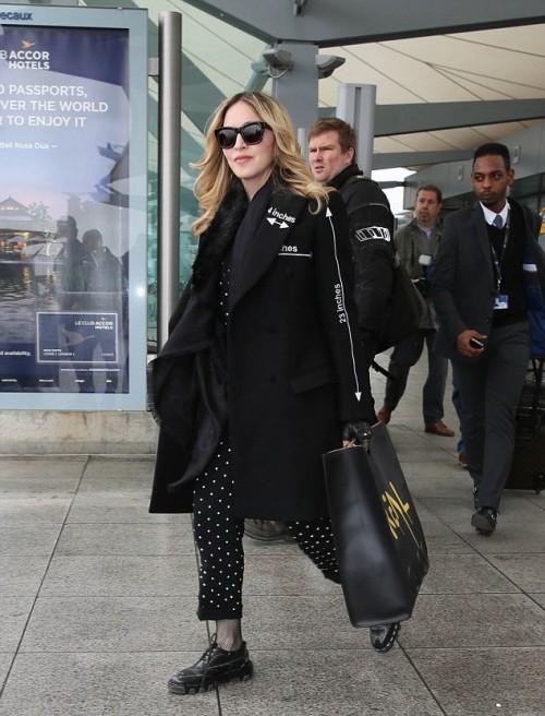 Madonna out and about in London and New York 5-7 April 2016 (11)