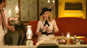 Madonna at La Guarida in Havana, Cuba - August 2016 - Pictures & Video (13)