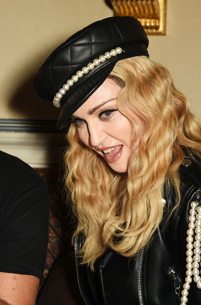 Madonna out and about in London 27 October 2016 - Pictures (31)