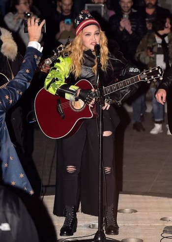 Madonna performs 5 acoustic songs at Washington Square Park  New York (5)