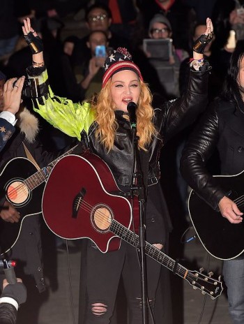 Madonna performs 5 acoustic songs at Washington Square Park  New York (29)