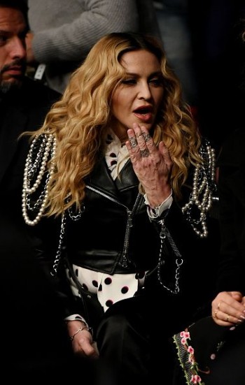 Madonna attends UFC 205 at Madison Square Garden, New York - 12 November 2016 (7)