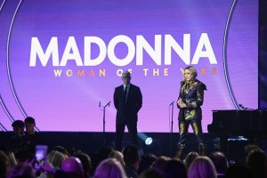 Madonna at Billboard Women in Music 2016 - 9 December 2016 v2 (7)