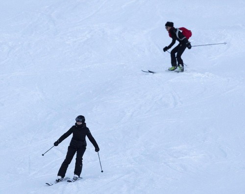 Madonna skiing in Verbier, Switzerland - 29 December 2016 - Pictures (7)