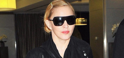 Madonna arrives at JFK airport, New York [14 October 2013 – Pictures]