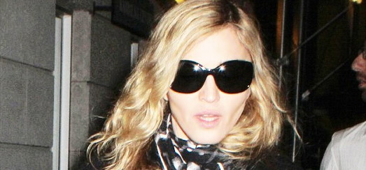 Madonna at the Kabbalah Centre in New York [28 October 2011 – HQ Pictures]