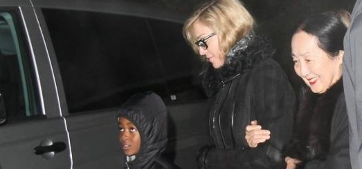 Madonna visits the Grand Chalet in Rossinière [2 January 2012 – Pictures]