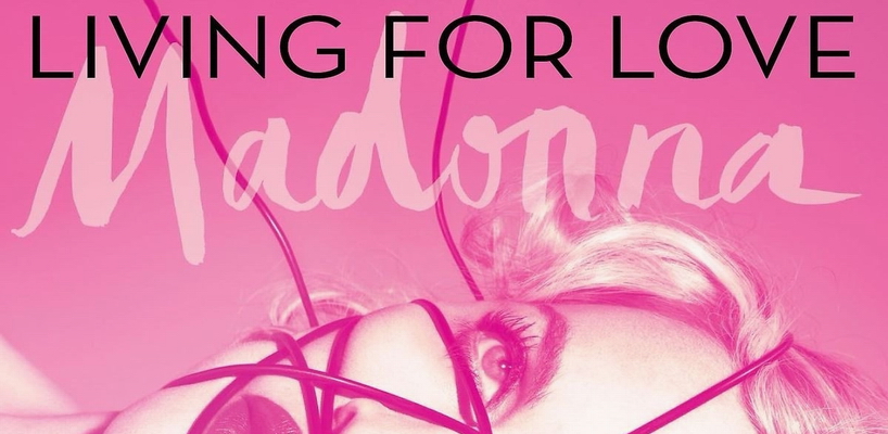 Pré-commandez le single « Living for Love » en CD 2-titres