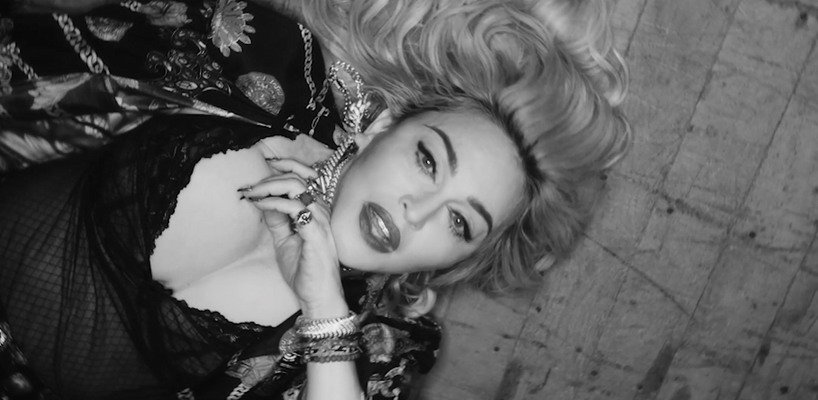 La vidéo officielle du nouveau single de Madonna « Crave »