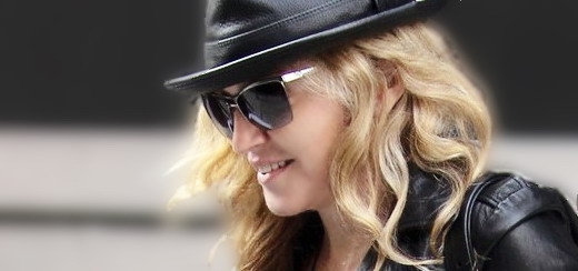Madonna quitte un rendez-vous d’affaires à New York [5 août 2011 – 7 photos]